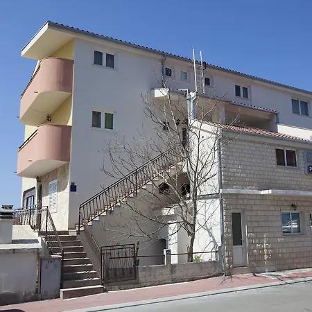Lalic Apartment
