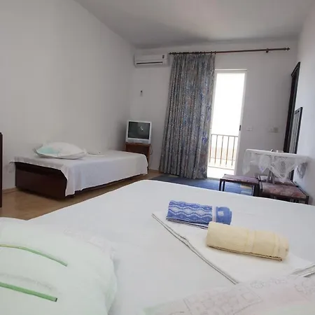 Lalic Apartment *