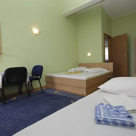 Lalic Apartment *