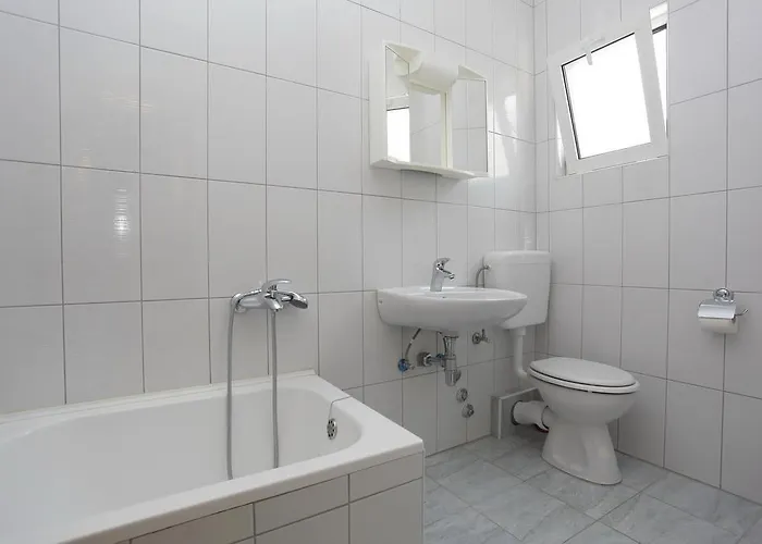 Apartament Lalic *